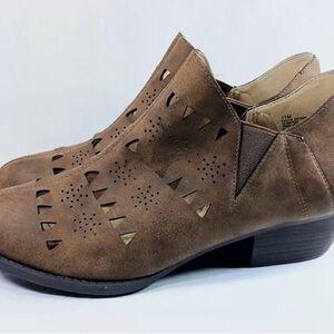 JBU by Jambu ankle Booties
